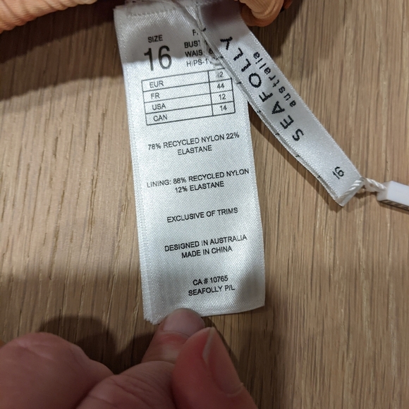 Seafolly swimsuit - Picture 4 of 8